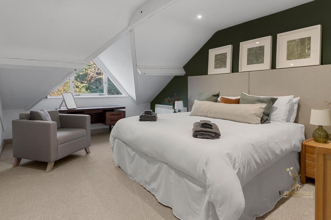 Luxe Courtyard Apartment For 4 Near Exeter City Centre Esterno foto