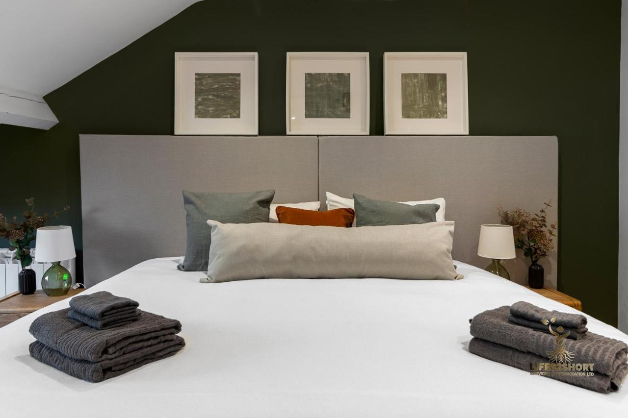 Luxe Courtyard Apartment For 4 Near Exeter City Centre Esterno foto